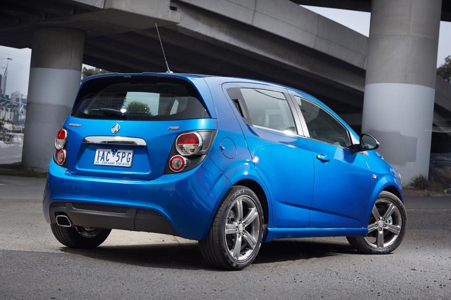  Holden Barina RS 2013 года  (фото 13 из 30)